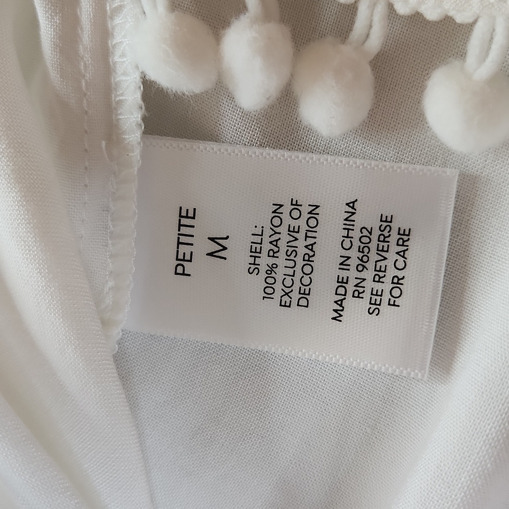 Westport sleevless embroidered top with pom pom hem. Size MP - Picture 8 of 11